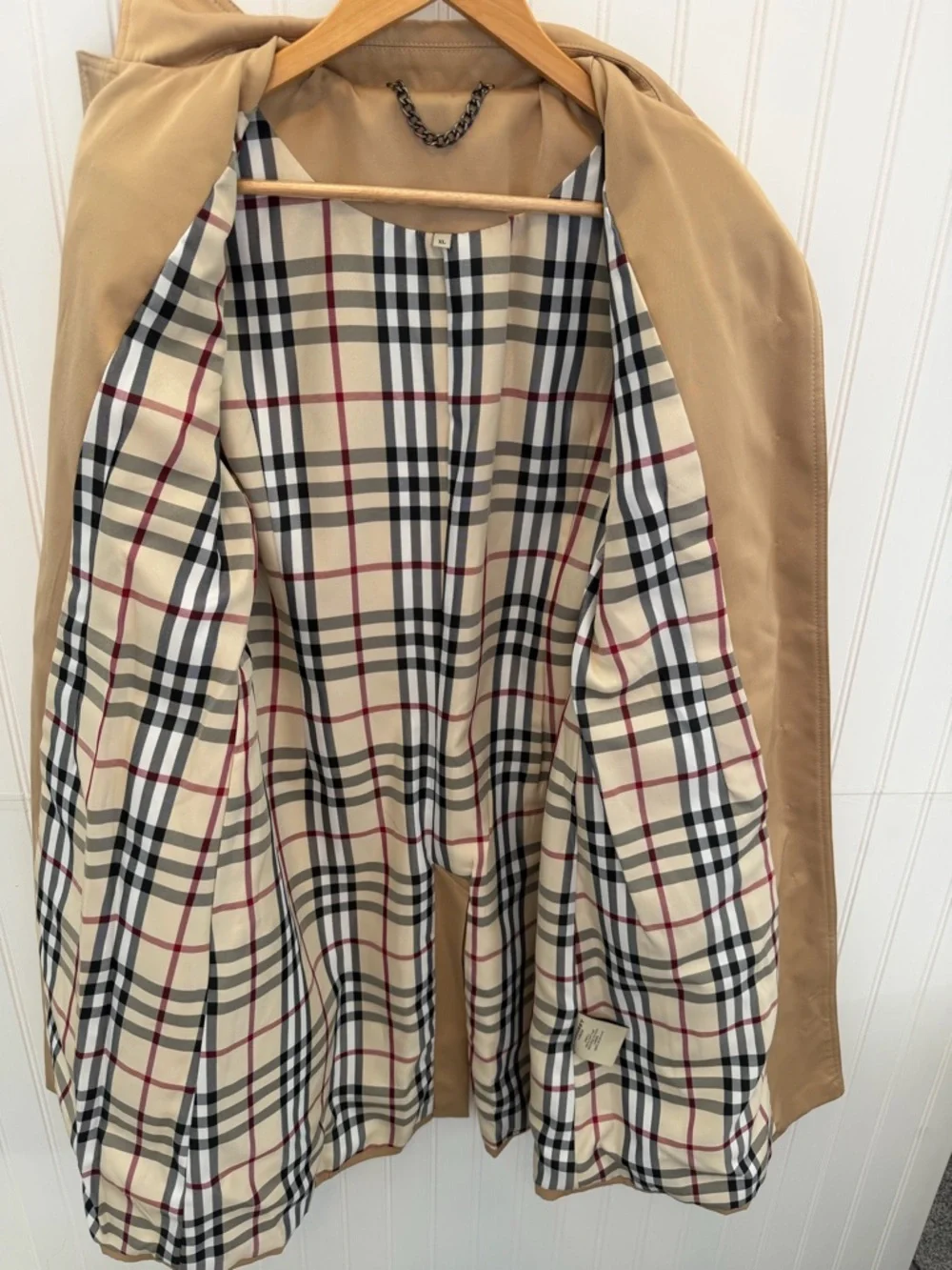Burberry Beige Tan Button-Front Trench Coat Size XL but fits small - Picture 4 of 5